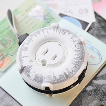 Power Bagel | 周遊列國旅用充電限量版 - 白 Power Bagel | 周遊列國旅用充電限量版 - 白